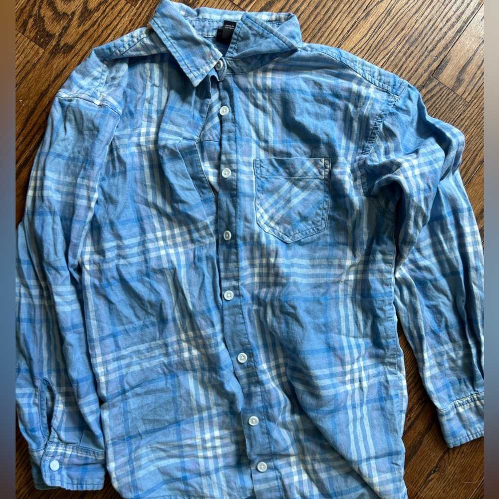 Size 10/12 button up Art class girls top